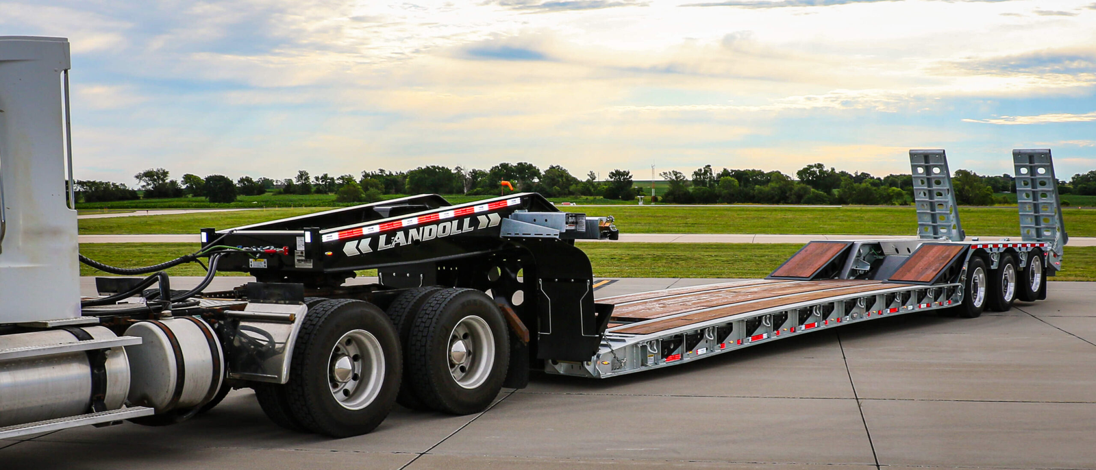 Low-load trailers